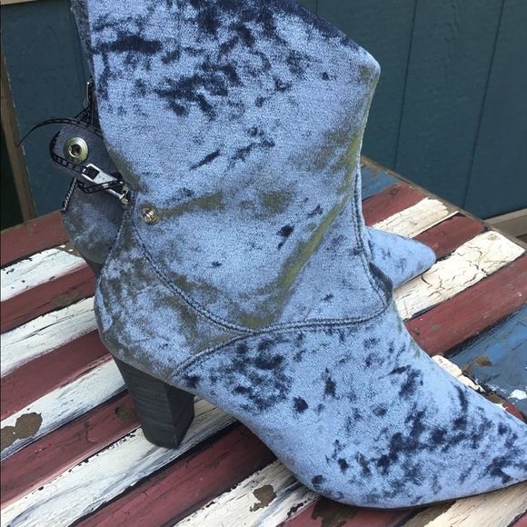 NWT $198 Free People  | Moonlit | Crushed Velvet Boots in Blue - Picture 6 of 12